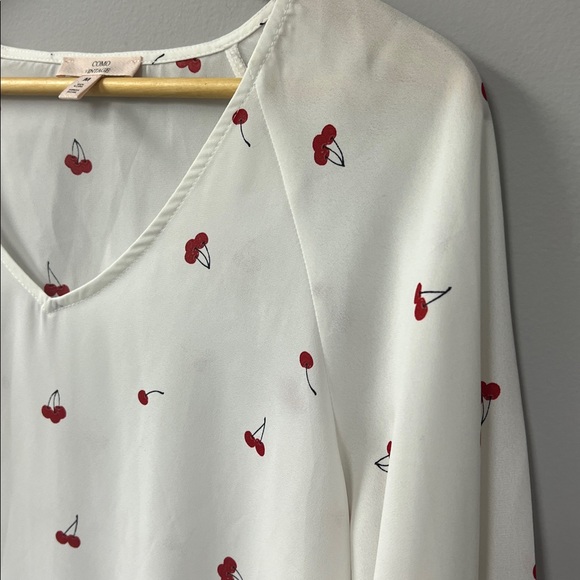 Como Vintage Blouse With Cherries, Medium - Picture 3 of 8